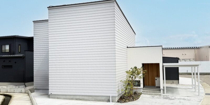 【砺波市】ZEH住宅・スーパーウォール工法 サムネイル
